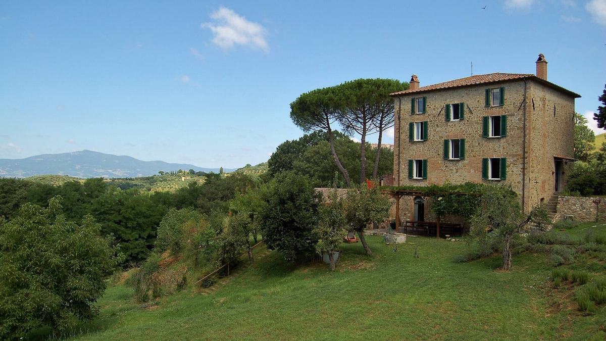 Monteleone d'Orvieto House | Country house with spectacular pool and stunning views in Umbria, sleeps 14