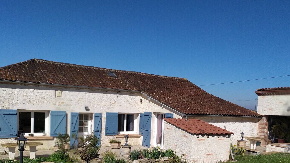 Beauville House | Country house with swimming pool