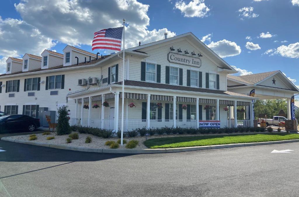 Hazlet Hotel | Country Inn of Hazlet