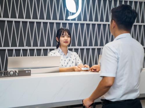 Huadu Hotel | Country Inn & Suite by Radisson, Guangzhou Huadu Shiling