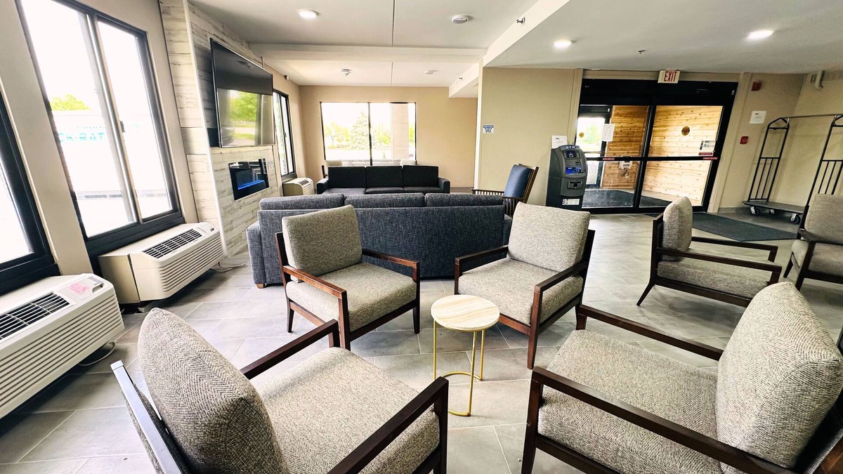 Canton Hotel | Country Inn & Suites - by Choice Hotelst, Canton near Hall of Fame