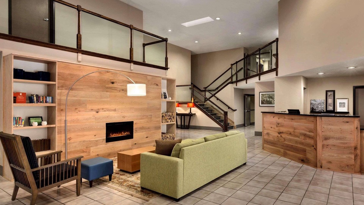 Dahlgren Hotel | Country Inn & Suites by Radisson, Dahlgren-King George, VA