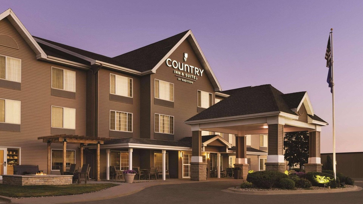 Albert Lea Hotel | Country Inn & Suites by Radisson, Albert Lea - Austin
