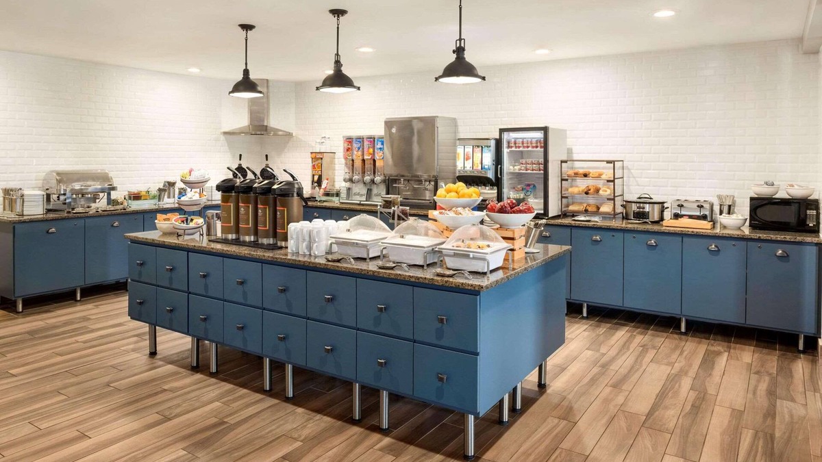 Brainerd Hotel | Country Inn & Suites by Radisson, Baxter, MN