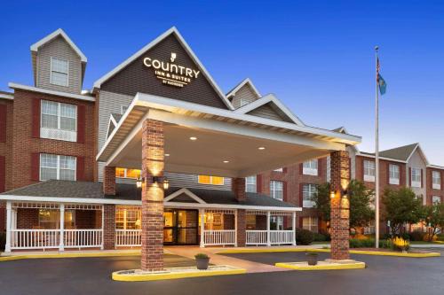 Kenosha Hotel | Country Inn & Suites by Radisson Kenosha - Pleasant Prairie