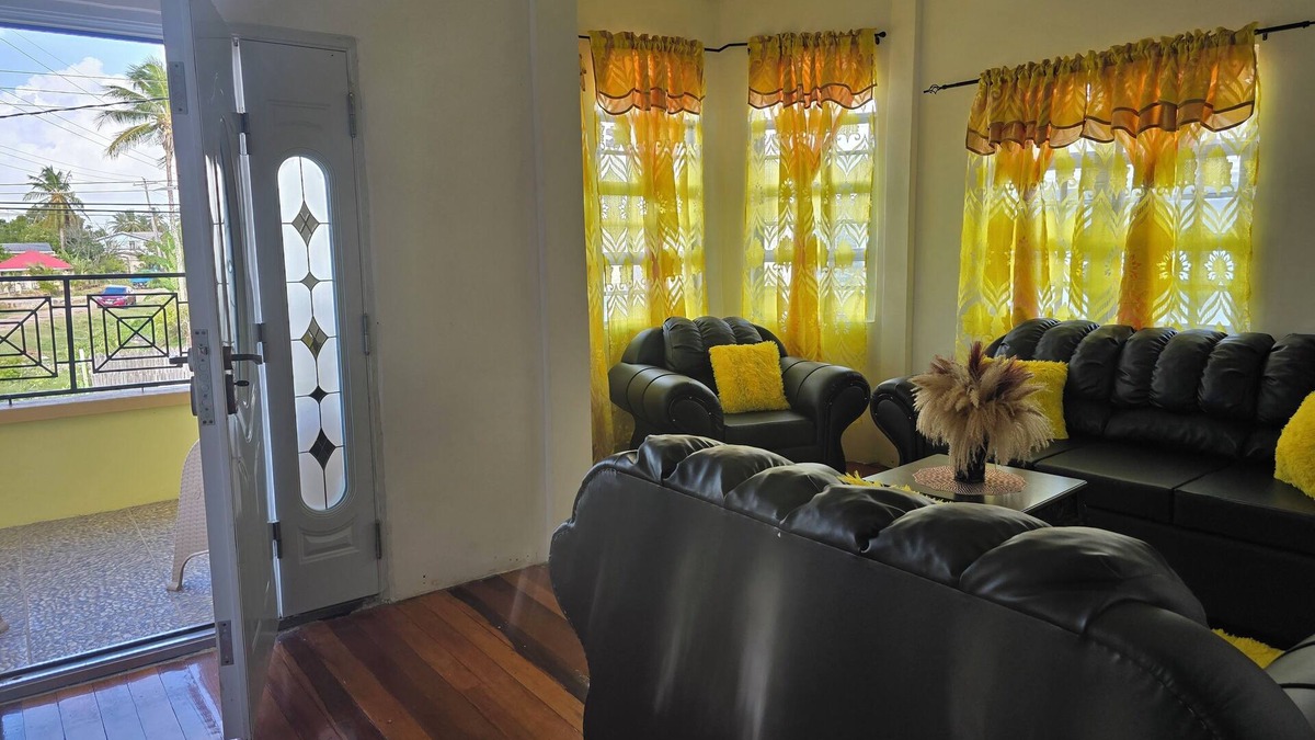 Demerara-Mahaica House | COUNTRY INN- What's app +1721-5540734