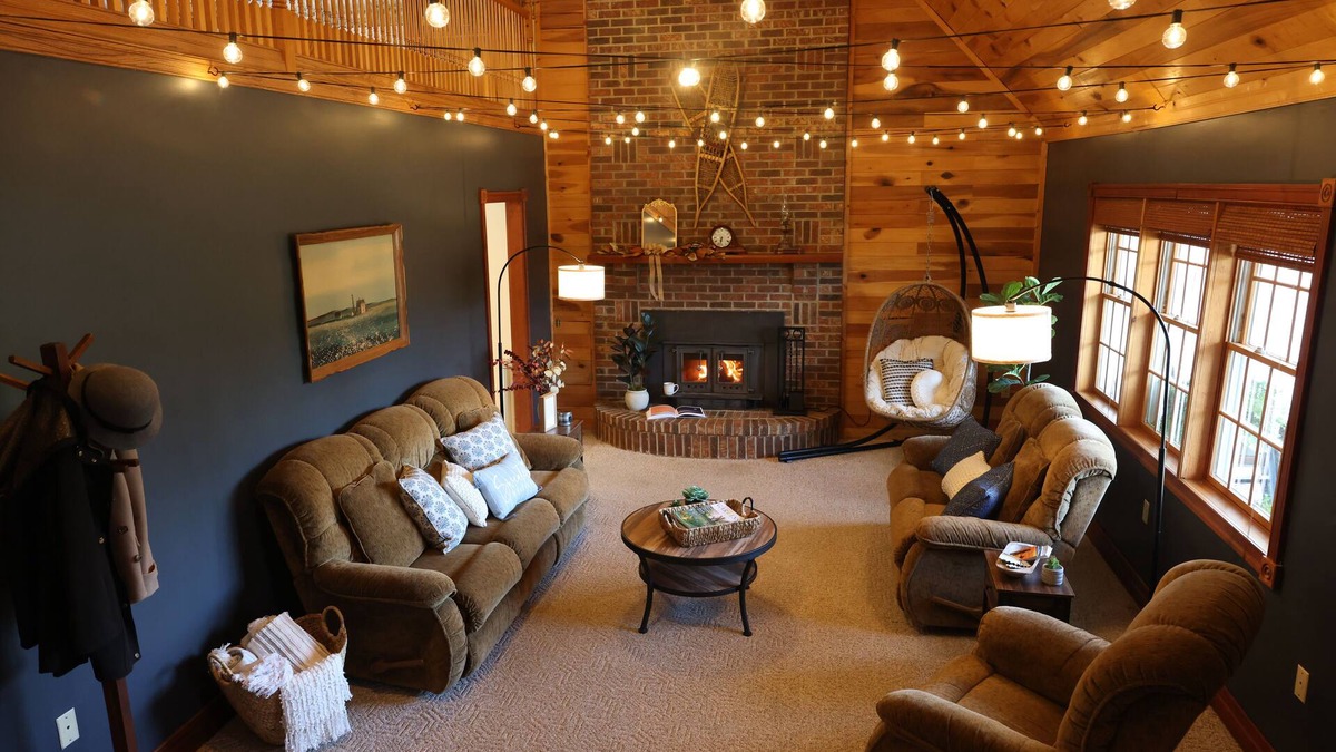 Warsaw House | Country living, 3 bed, 3 bathroom