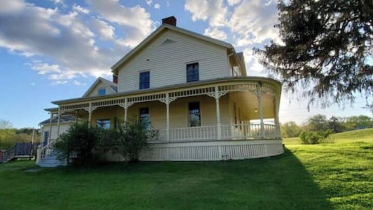 Nassau Other | Country living close to the capital region 100 acres of nature to explore