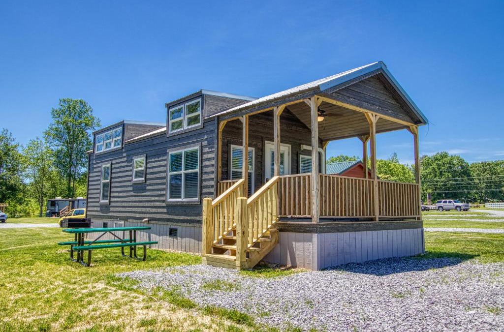 Gatlinburg - Pigeon Forge House | Country Living cottage