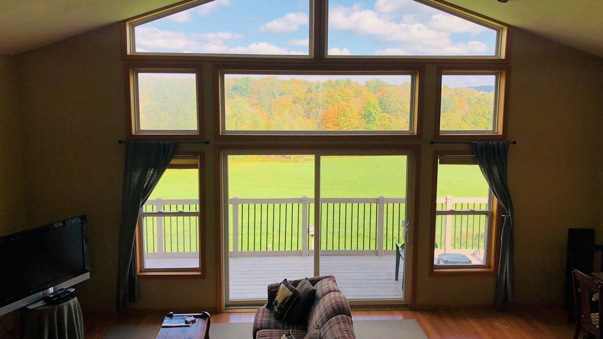LaFayette Cabin | Country Lodge: Hot Tub, Waterfalls, Pond, Hiking, Amazing Views, & Chickens