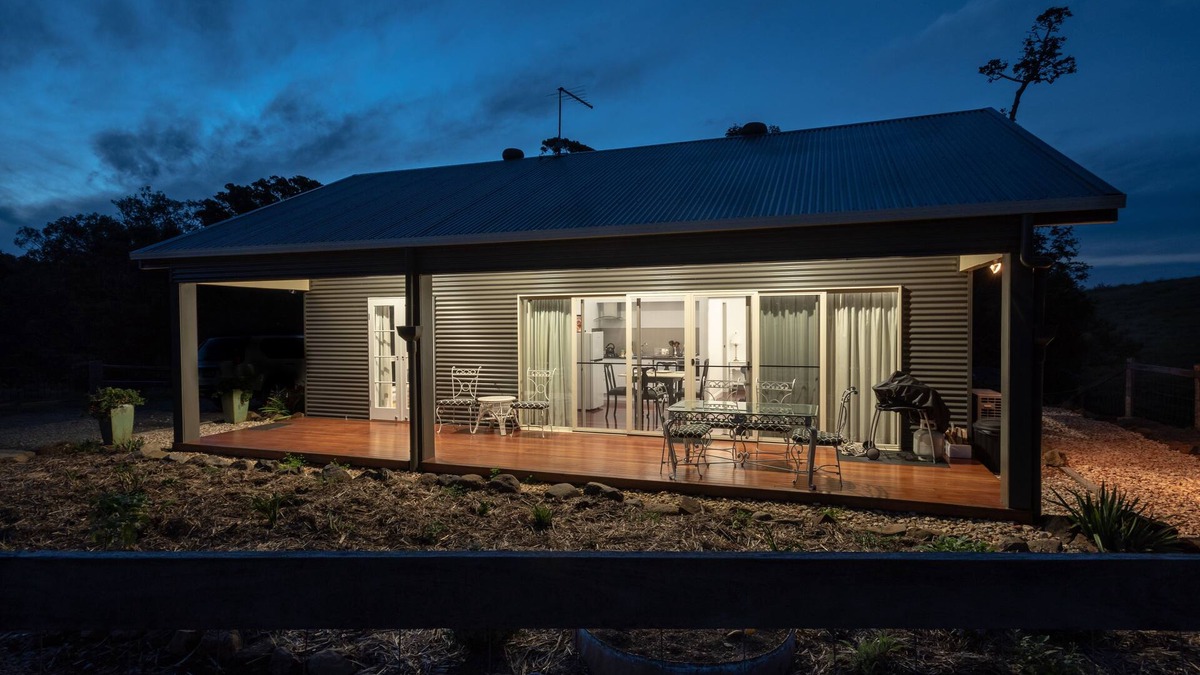 Flying Fox Apartment | Country Mile Escape