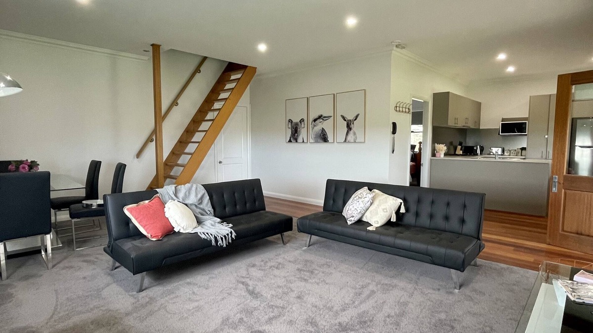 Brucedale Cottage | Country nights & city lights