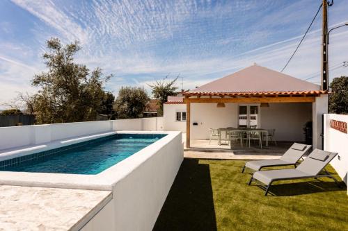 Alferrarede House | Country Pool House 27