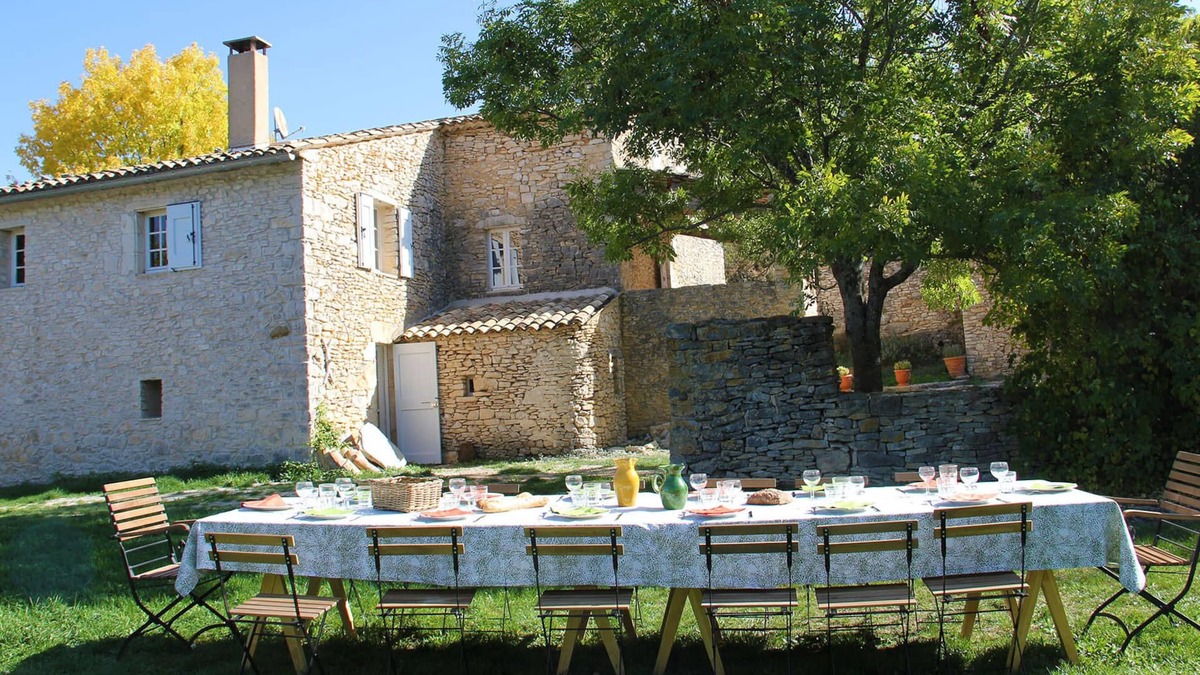 Banon House | Country property, peace, sun and freedom