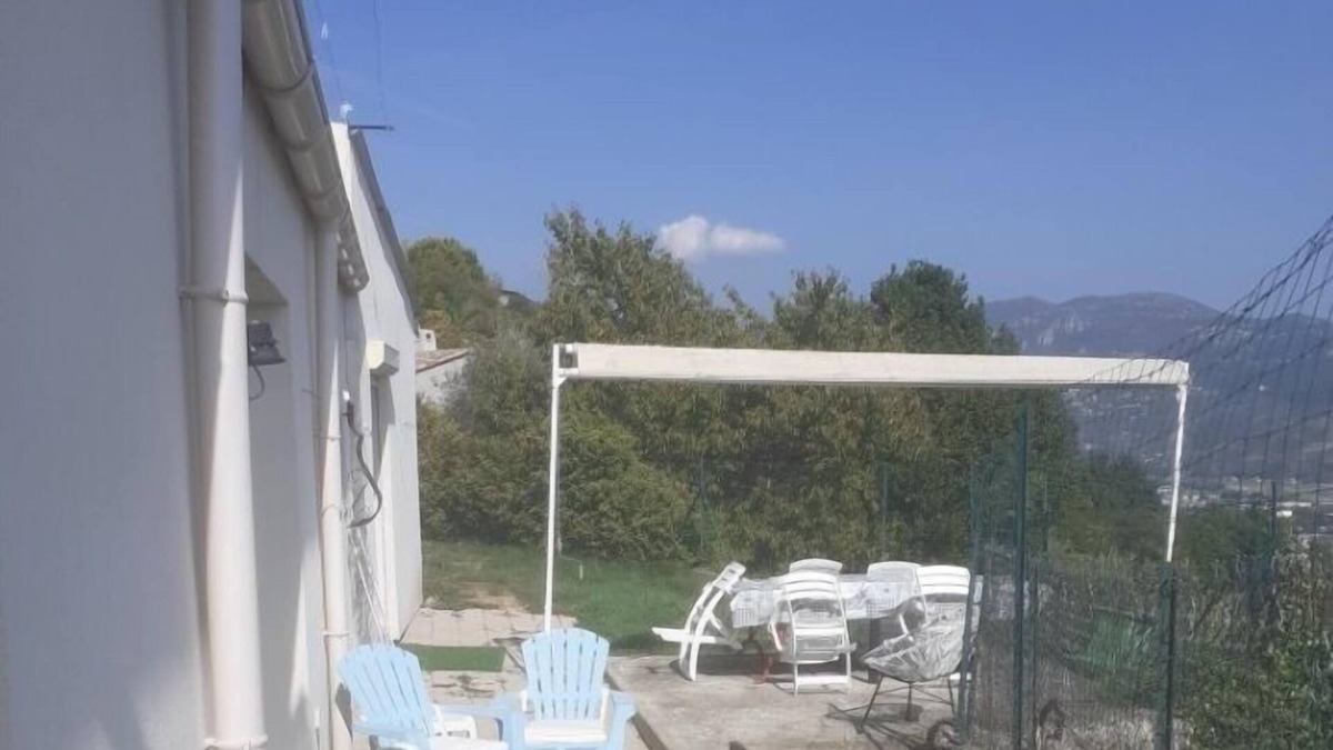 Gattieres House | COUNTRY RENTAL SWIMMING POOL 3KM AWAY