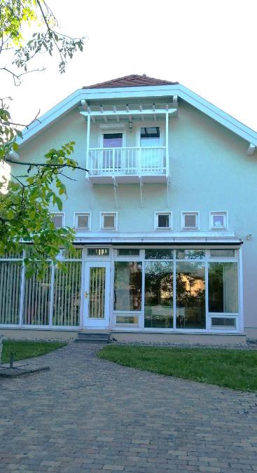 Angern an der March Villa | Country Residence near Vienna