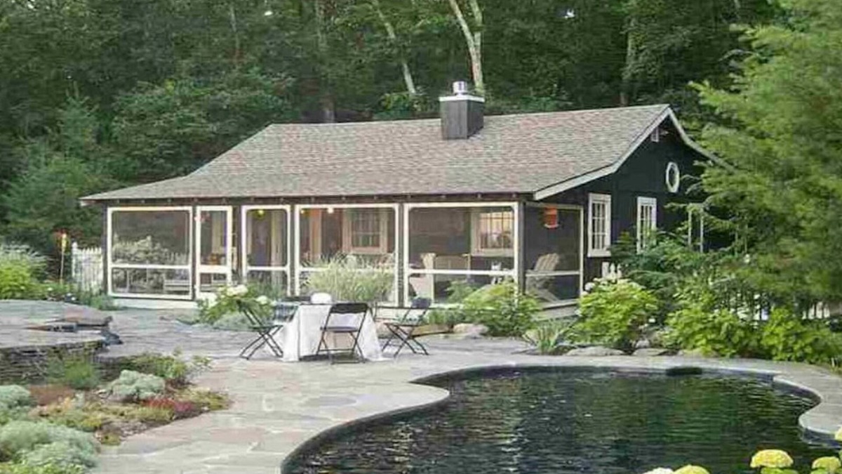 Saugerties Cottage | Country Retreat-Expansive Views-Pool-Woodstock-HITS-Skiing-Hiking-Festivals