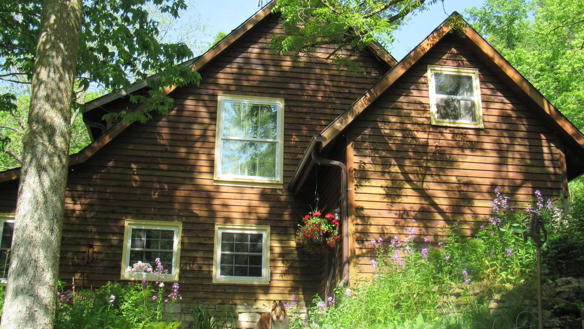 Caledonia House | Country Retreat Nestled in Wooded Valleynnn