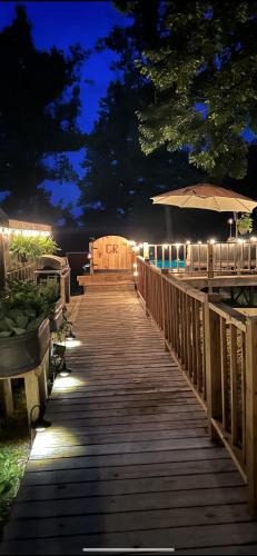 Jamestown Villa | Country Roads cabin