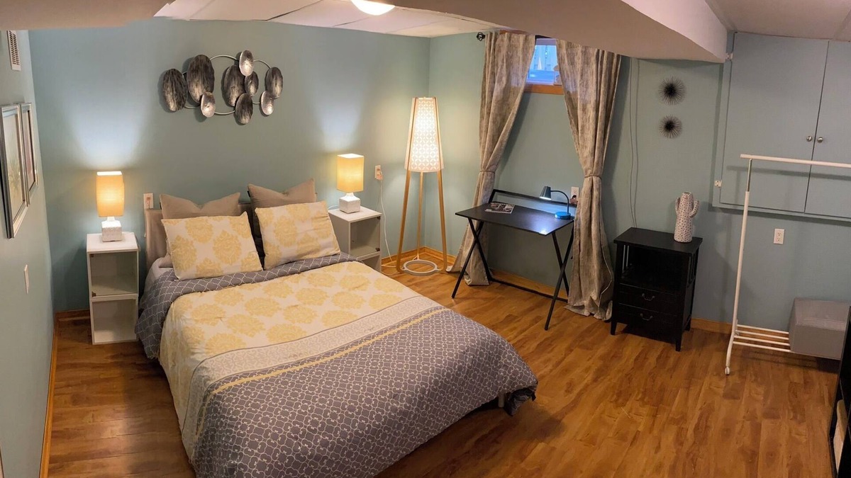 Hamilton Apartment | Country Roads Dwelling!