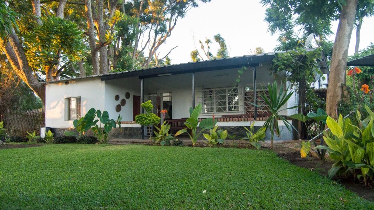 Lusaka Apartment | Country side apartment, offering a beautiful serene environment.