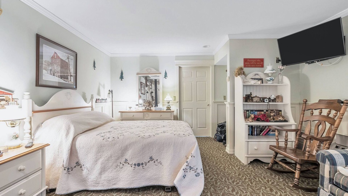 Clarks Summit Apartment | Country suite - Red Barn village