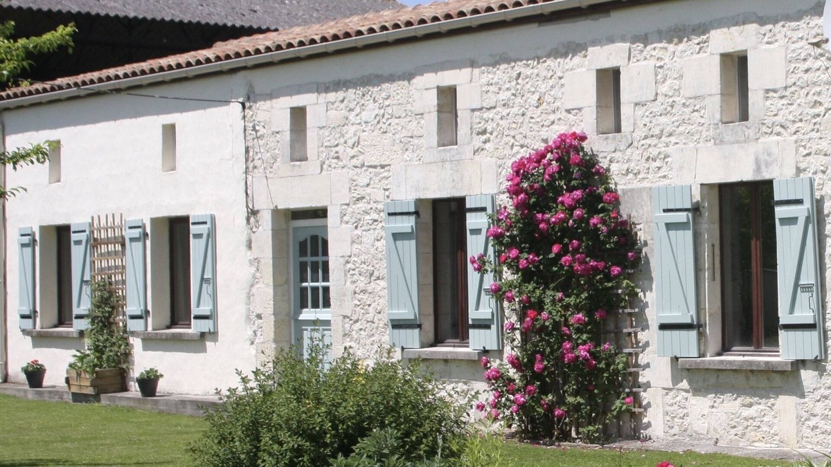 Sousmoulins Other | Country views, heated in-ground swimming pool, large family garden.