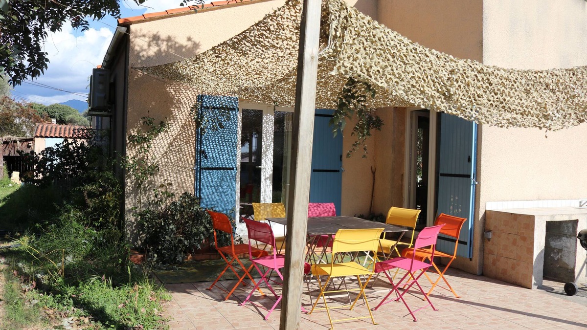 Bastelicaccia Villa | Country villa in Bastelicaccia, ceramic workshop