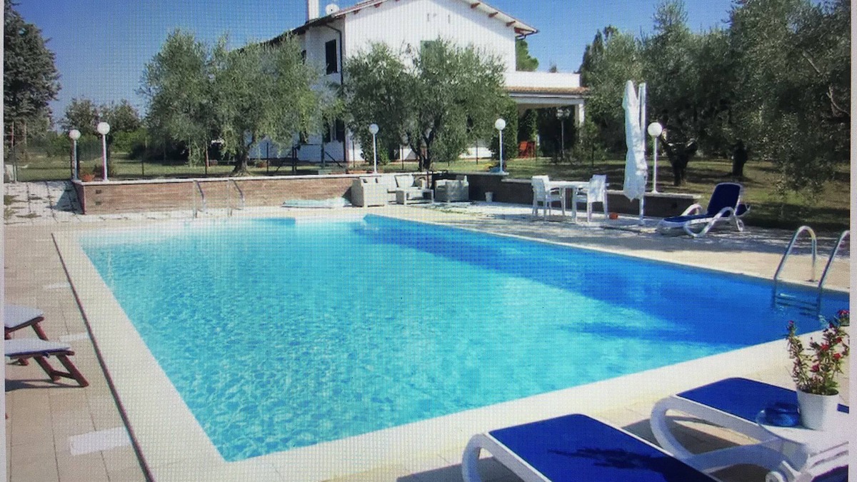 San Nicolo a Tordino Villa | Country villa with pool between the sea and the mountains