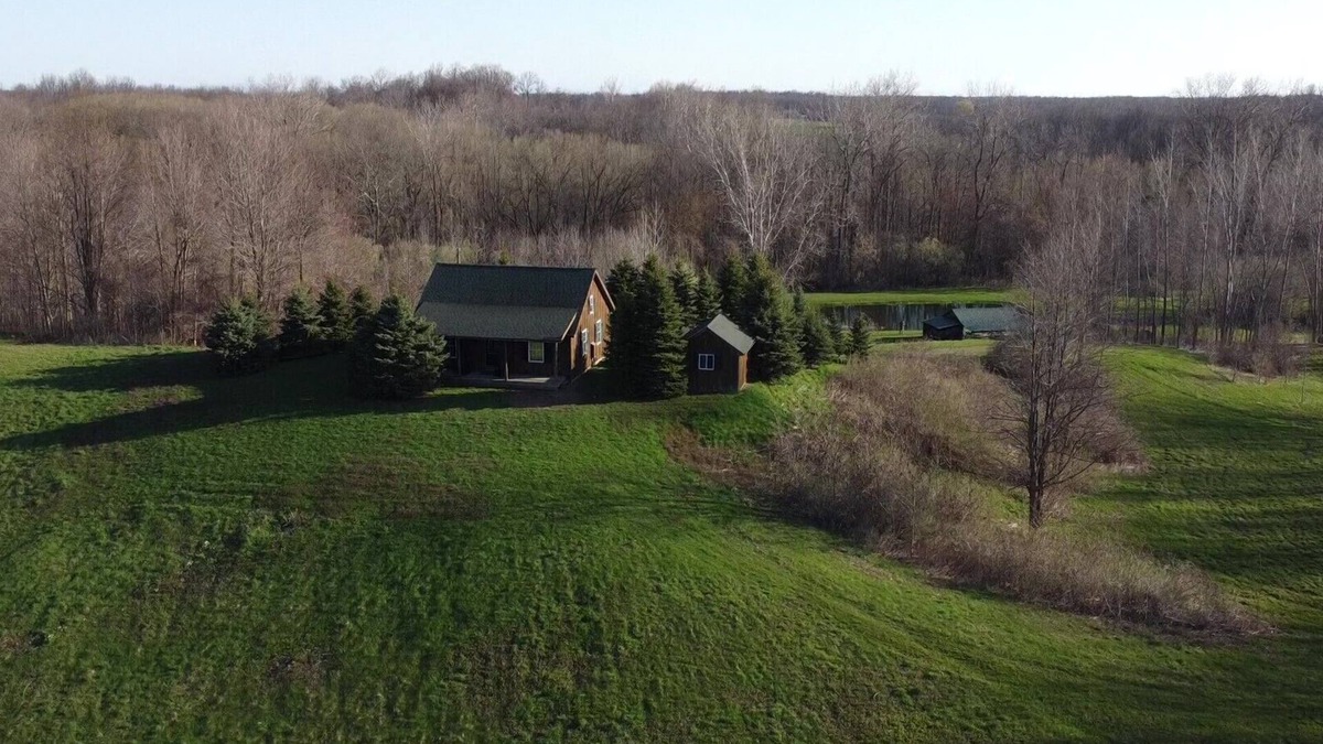 Town of Yates Cabin | Countryside Cabin on 40 Private Acres Along Johnson Creek
