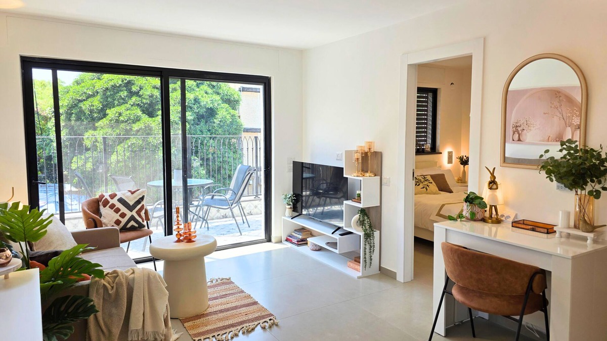 Azor Apartment | Countryside Calm, Just 5 Minutes from Tel Aviv
