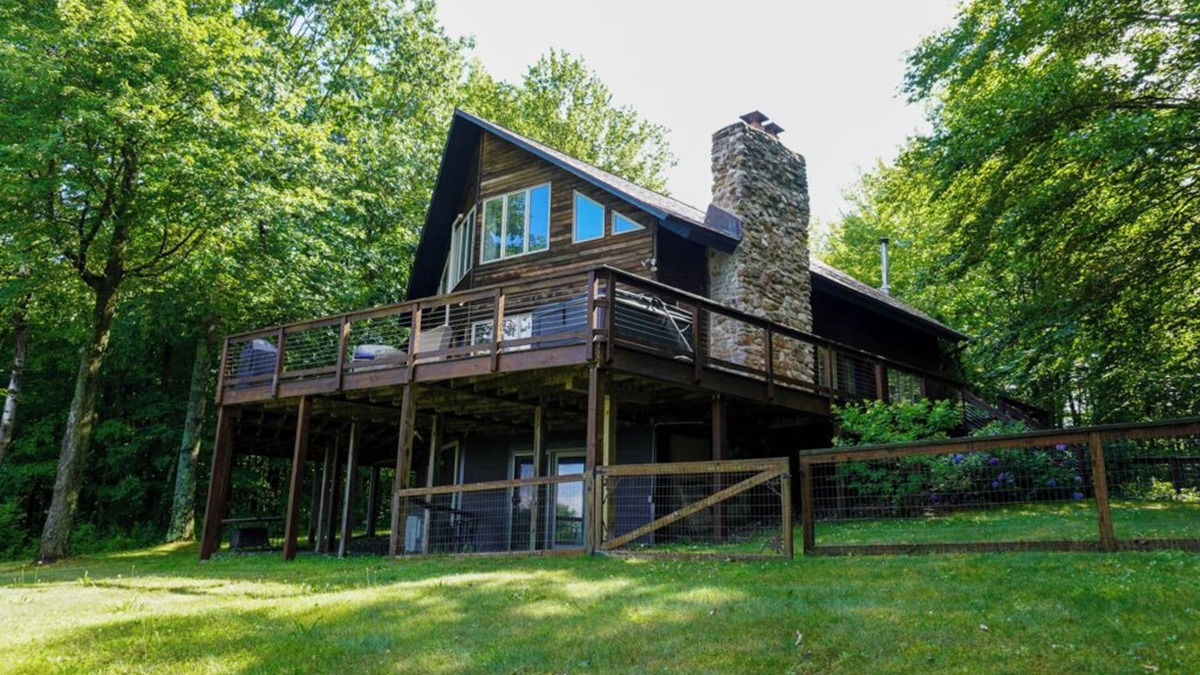 Argyle House | Countryside Estate/Lake Rights/sleep 30 people.