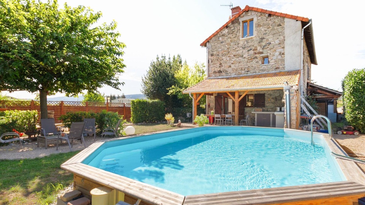 Renaison House | Countryside holiday home with pool
