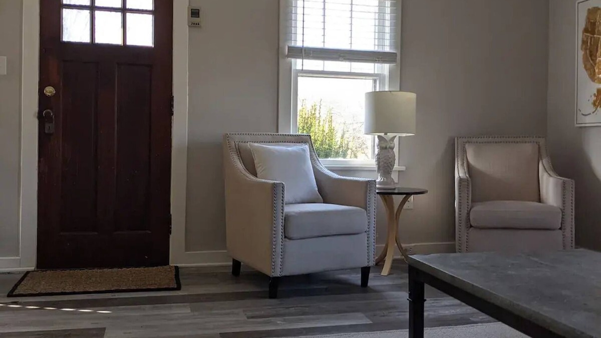 New Lebanon Cottage | Countryside Home: Rose Cottagenn