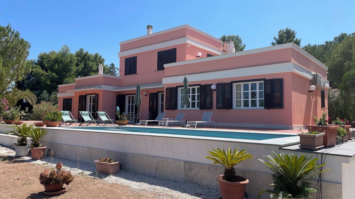 Trani Villa | Countryside Private Villa with pool + View of Trani & sea