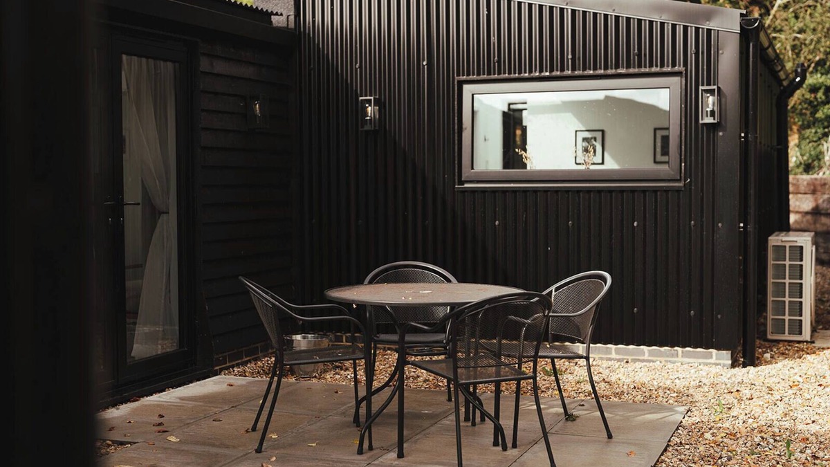 Boughton-under-Blean House | Countryside retreat near Whitstable & Canterbury - Hop-pickers Hut - The Scuppet