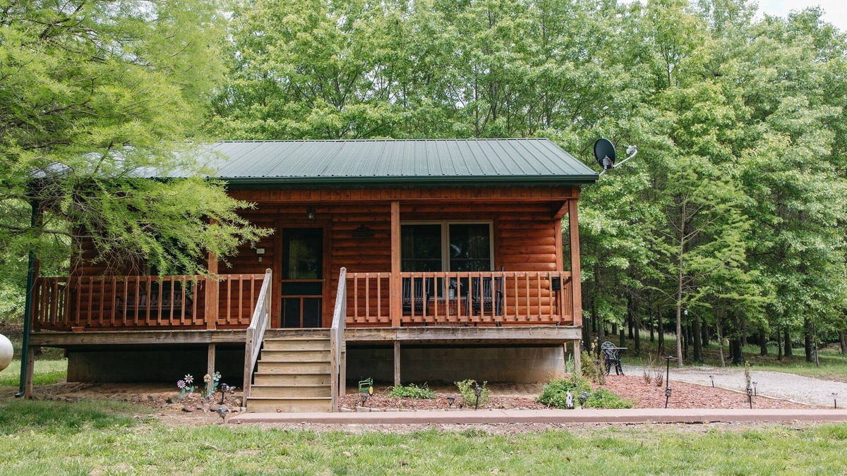 Carbondale Cabin | Couple's Retreat with HOT TUB