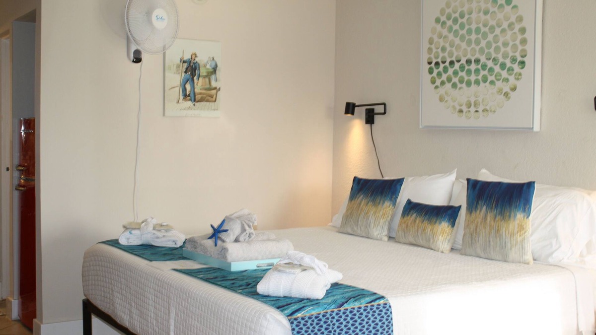 Whitfield Apartment | Couples Fall Refresher with Waterfront views in Executive suite, book now.