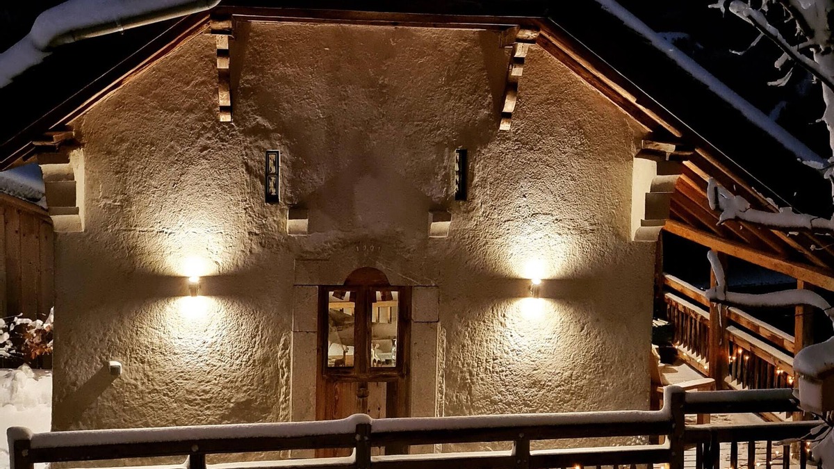 La Cote-d'Arbroz Ski Chalet | *COUPLES GEM*, sensational views, NR MORZINE