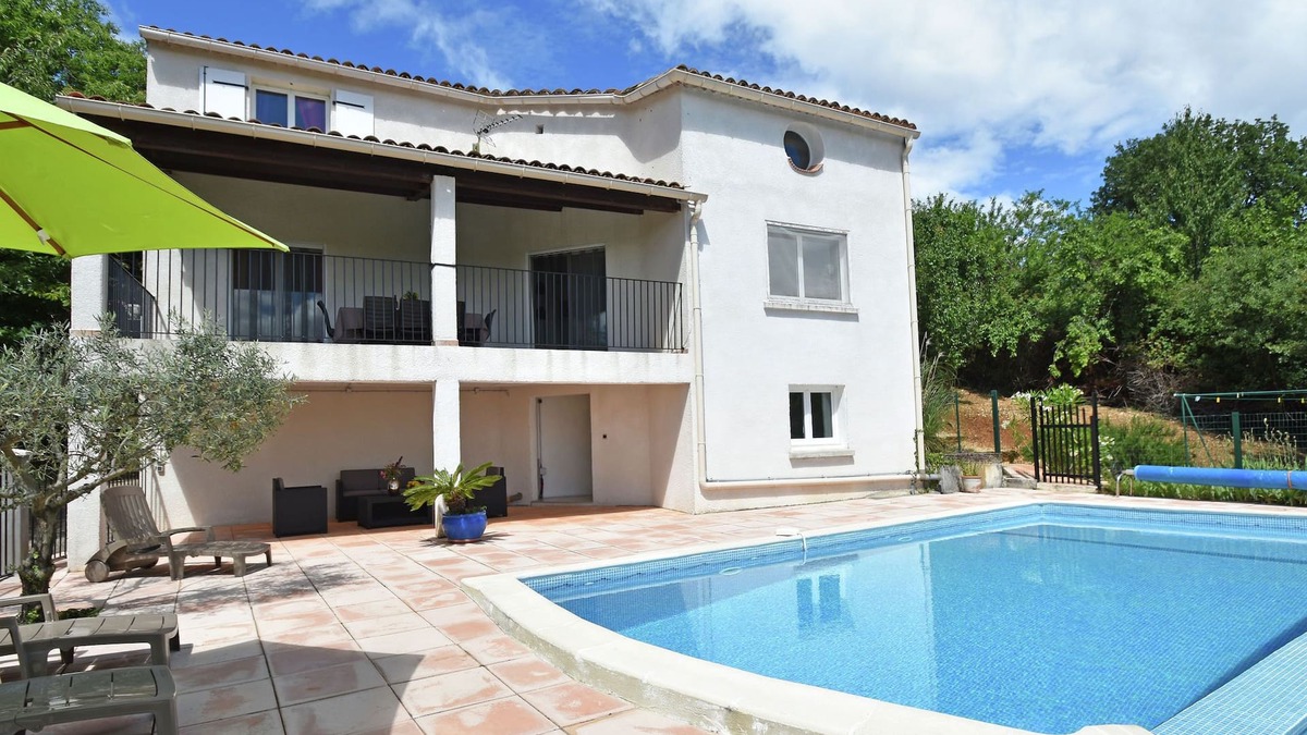 Courry Villa | Courry Views: Pool & Nature