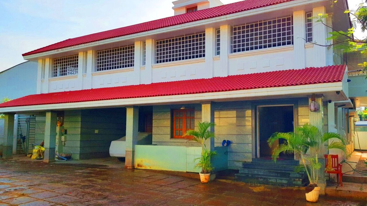 Madurai House | Courteous decorate Rooms/Madurai Crazy Homes Stay