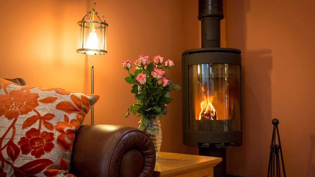 Beverley Cottage | Courtyard 2 bedrooms - sleeps 5-6 guests in 2 bedrooms