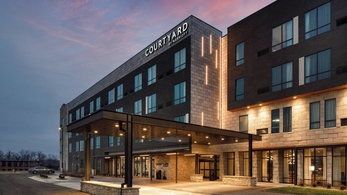 Jefferson City Hotel | Courtyard by Marriott Jefferson City