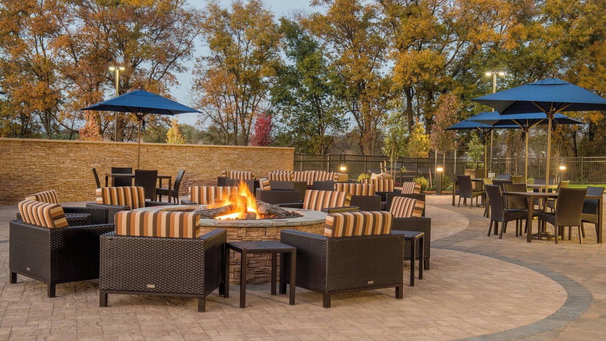 Shippensburg Hotel | Courtyard by Marriott Shippensburg