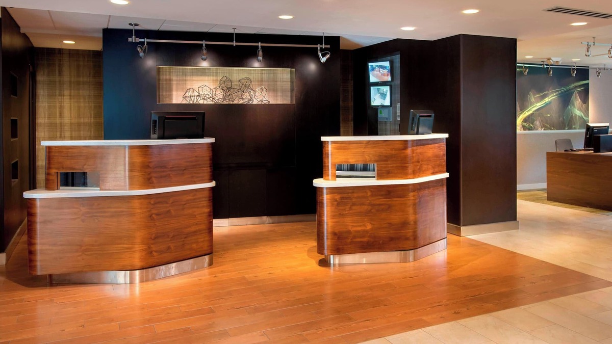 Norwalk Hotel | Courtyard by Marriott Norwalk