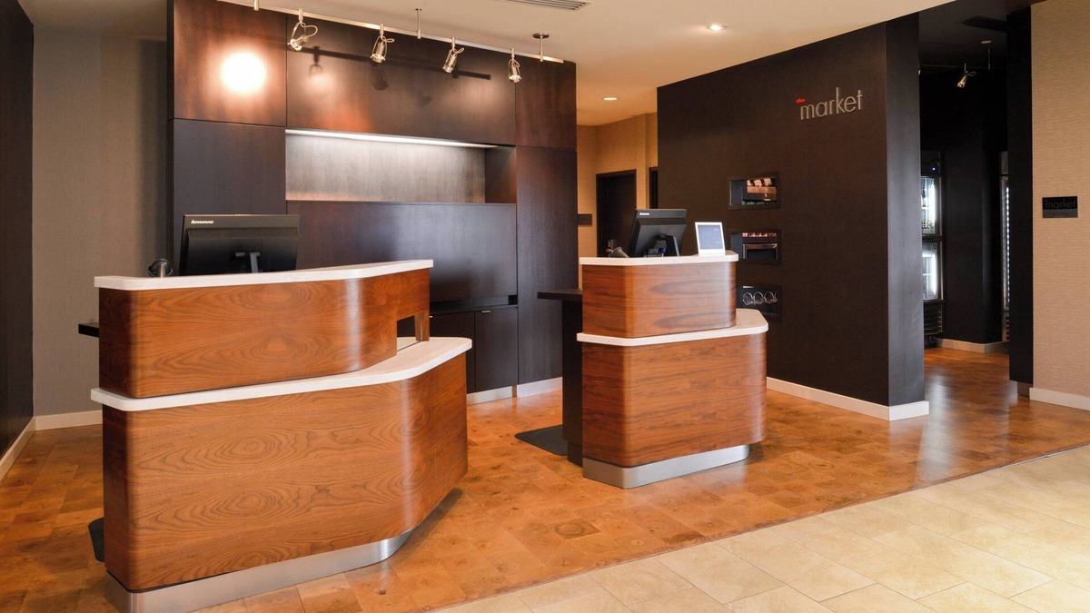 Bedford Hotel | Courtyard by Marriott Toledo North