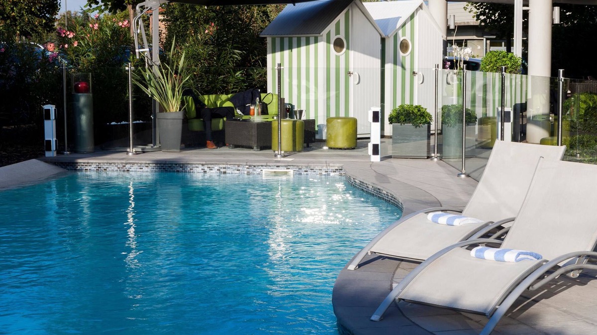 Saint - Martin - du - Touch Hotel | Courtyard by Marriott Toulouse Airport