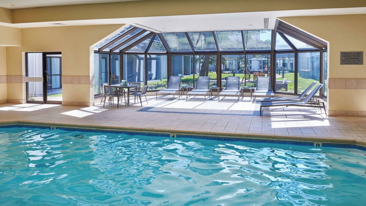 Highland Park Hotel | Courtyard by Marriott Chicago Highland Park/Northbrook