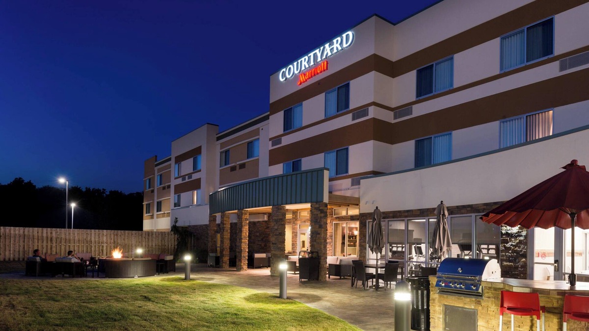 Big Flats Airport Hotel | Courtyard by Marriott Elmira Horseheads