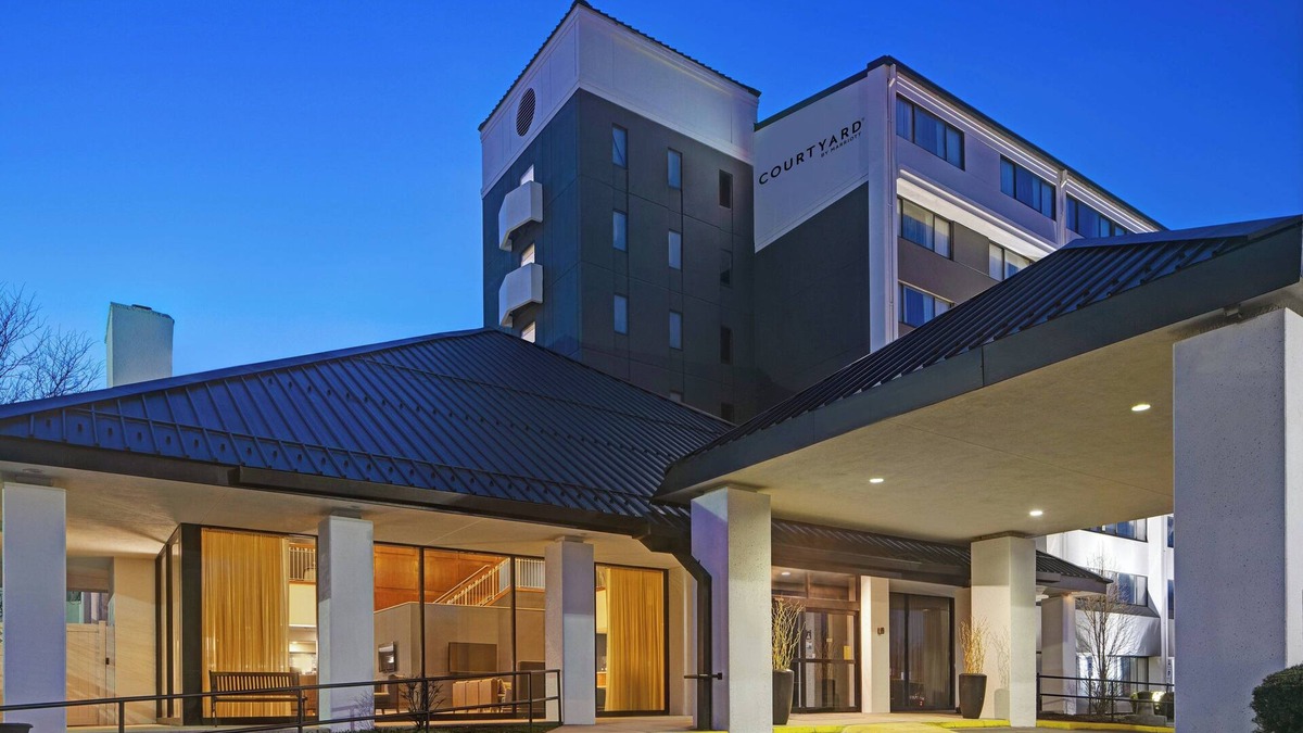 Elmhurst Hotel | Courtyard Chicago Elmhurst/Oakbrook Area